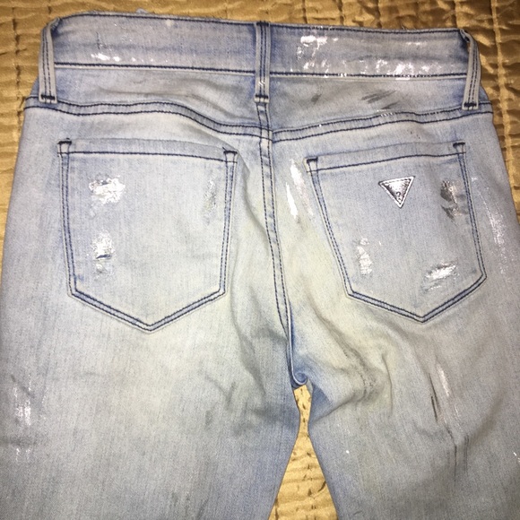 GUESS VINTAGE DISTRESSED METALLIC PAINT JEANS - Picture 3 of 4